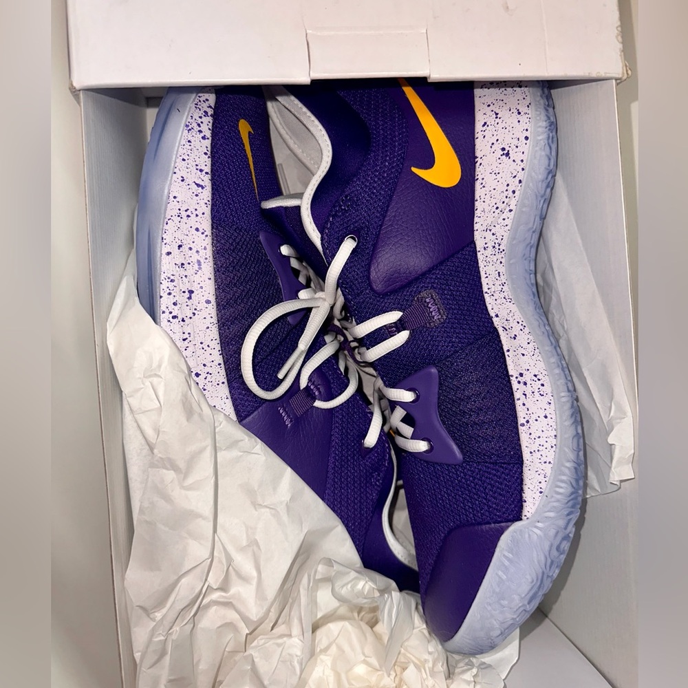 New LSU Nike Paul George Sneakers Size 13. New in box